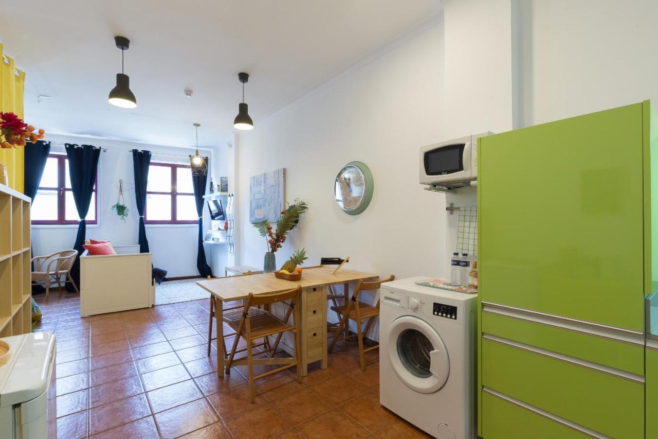 Cozy Sunny Flats By Hostwise Apartment Porto Exterior photo
