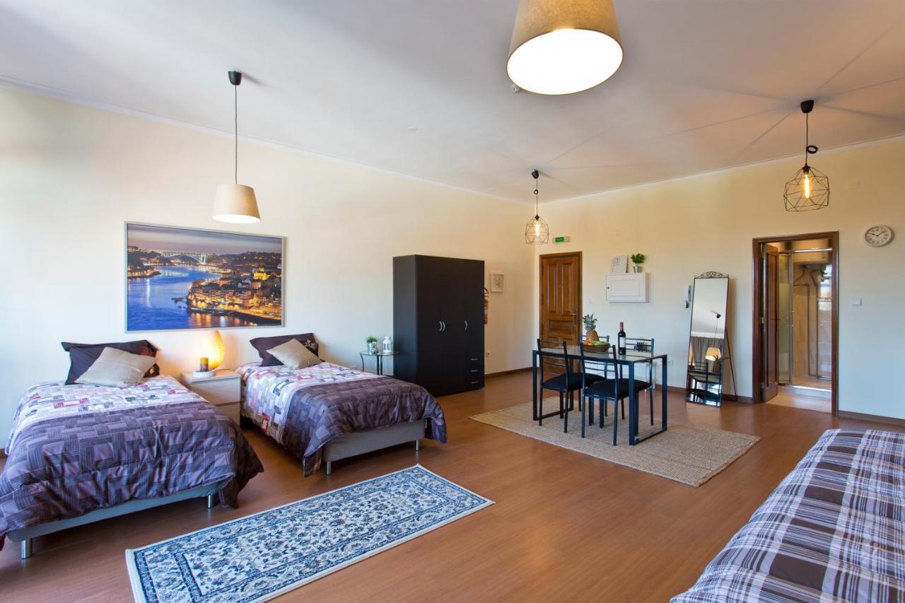 Cozy Sunny Flats By Hostwise Apartment Porto Exterior photo
