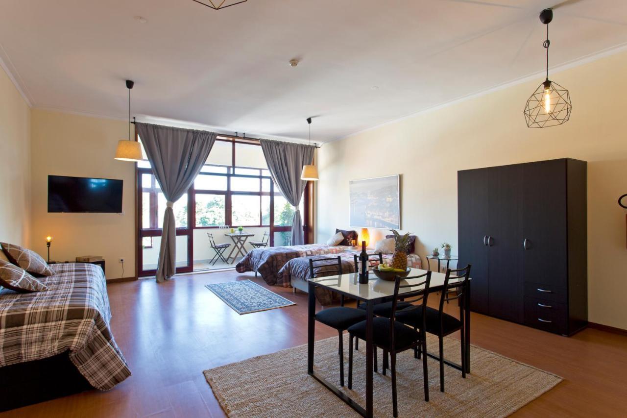 Cozy Sunny Flats By Hostwise Apartment Porto Exterior photo