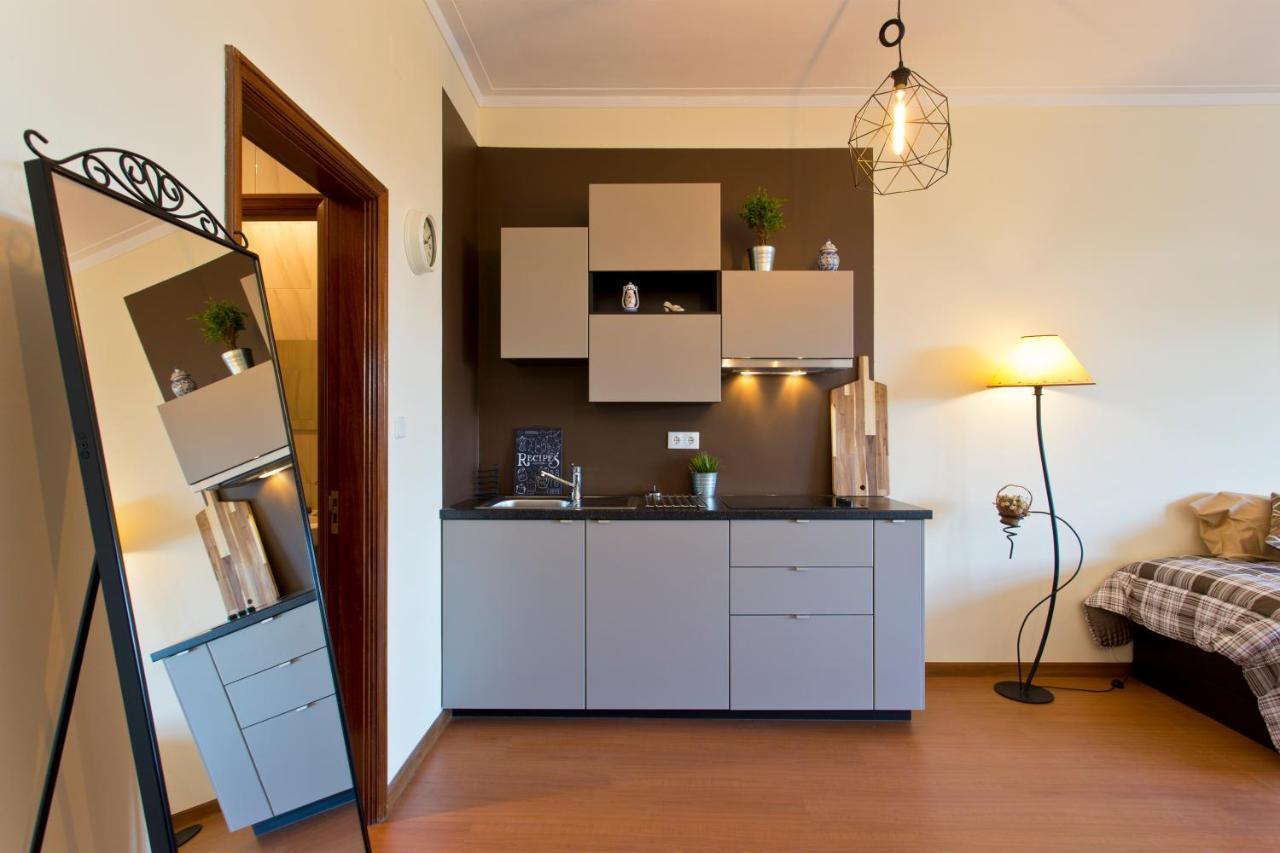 Cozy Sunny Flats By Hostwise Apartment Porto Exterior photo