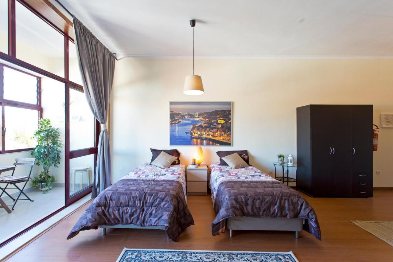 Cozy Sunny Flats By Hostwise Apartment Porto Exterior photo
